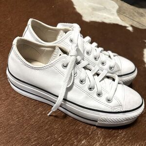 Women’s White Low Top Platform Converse